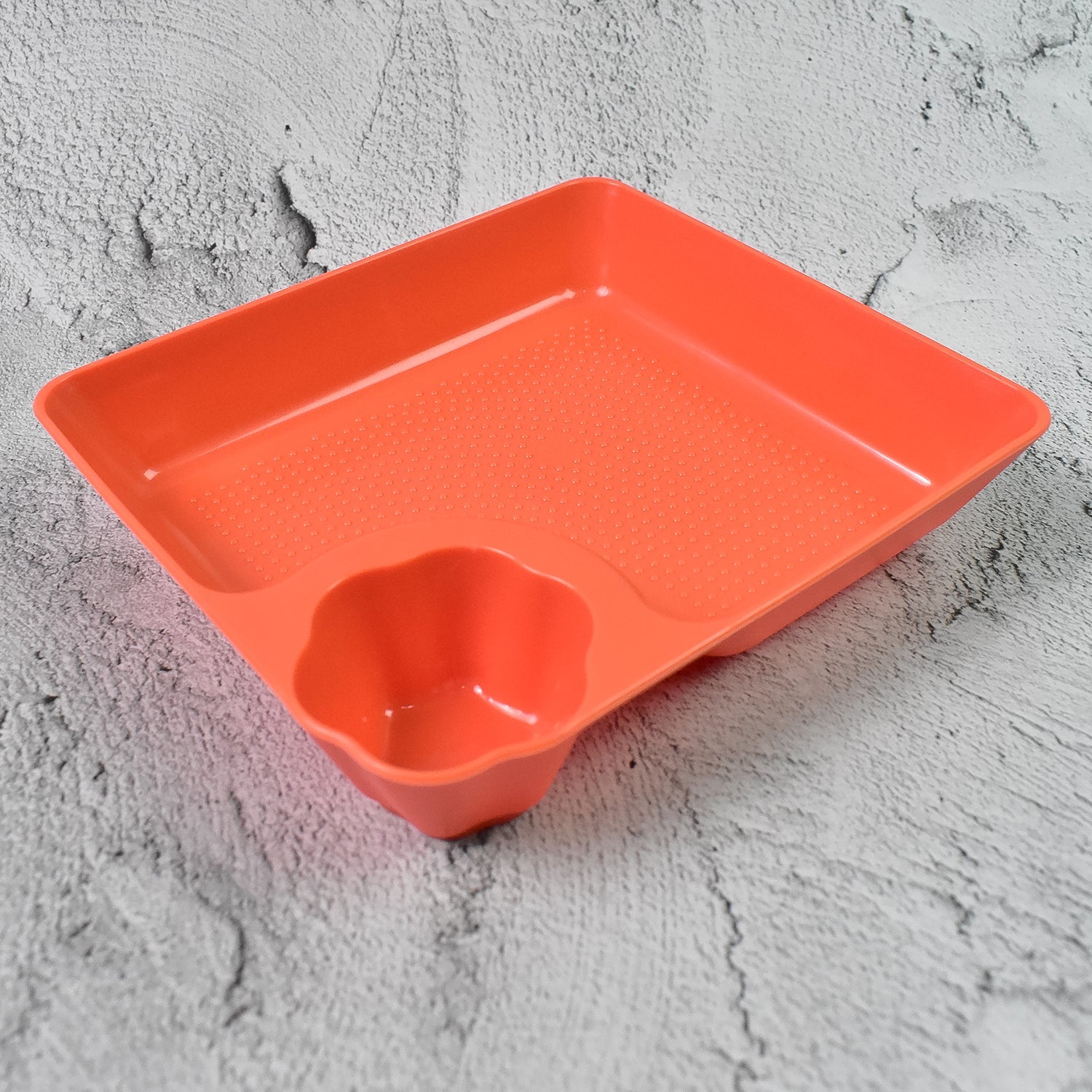 Plastic Plates with Dipping Saucer & Round Dip Part (1 Pc / 18×16 Cm / 1 Pc) Plastic Plates with Dipping Saucer & Round Dip Part (1 Pc / 18×16 Cm / 1 Pc)